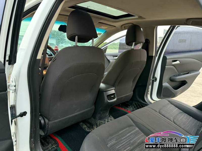 20年雪佛兰科鲁泽轿车抵押车出售