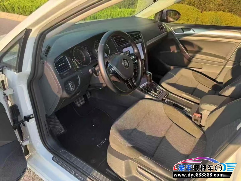 18年大众高尔夫轿车抵押车出售