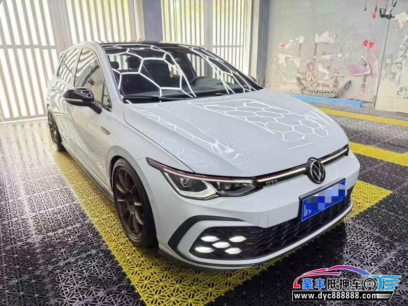 22年大众高尔夫轿车抵押车出售