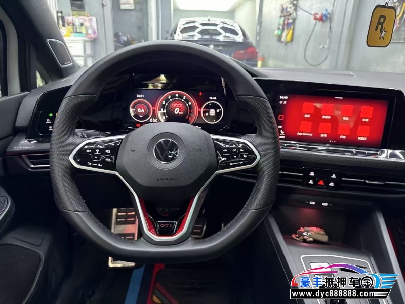 22年大众高尔夫轿车抵押车出售