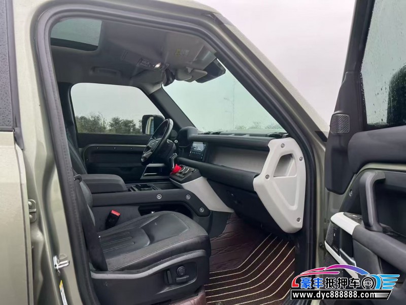 21年路虎卫士轿车抵押车出售