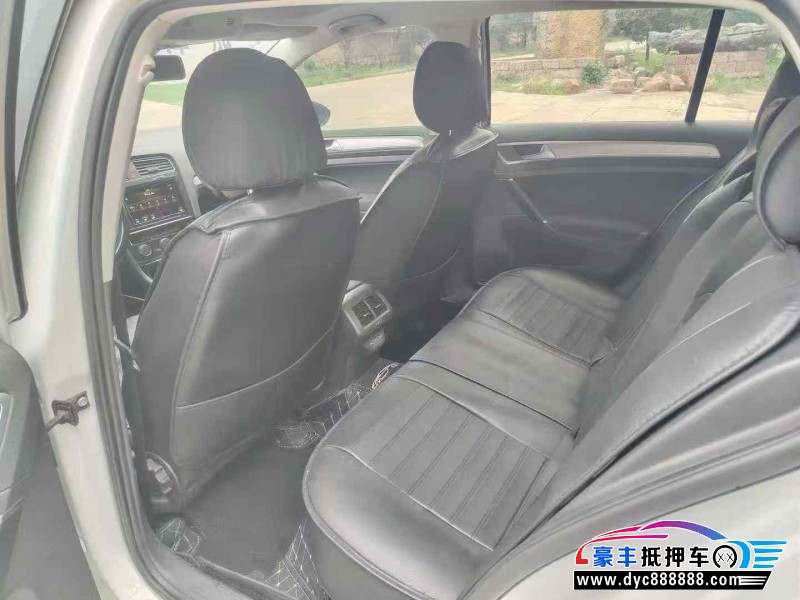 19年大众高尔夫轿车抵押车出售