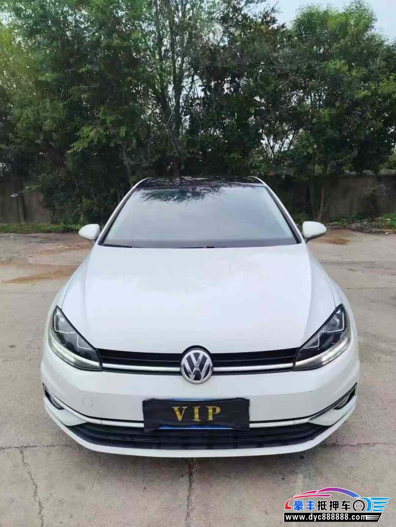 19年大众高尔夫轿车抵押车出售