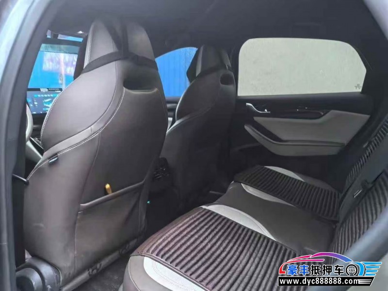 23年比亚迪秦轿车抵押车出售