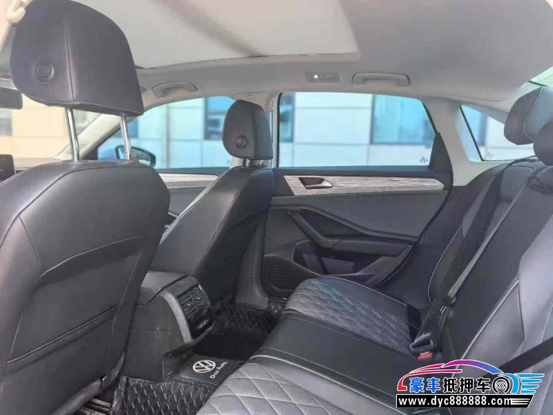 23年大众速腾轿车抵押车出售