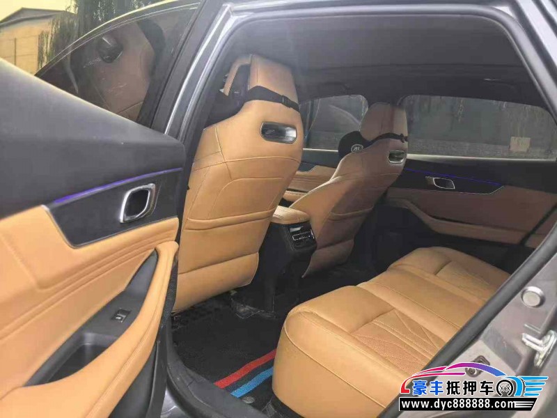 23年长安长安UNI轿车抵押车出售