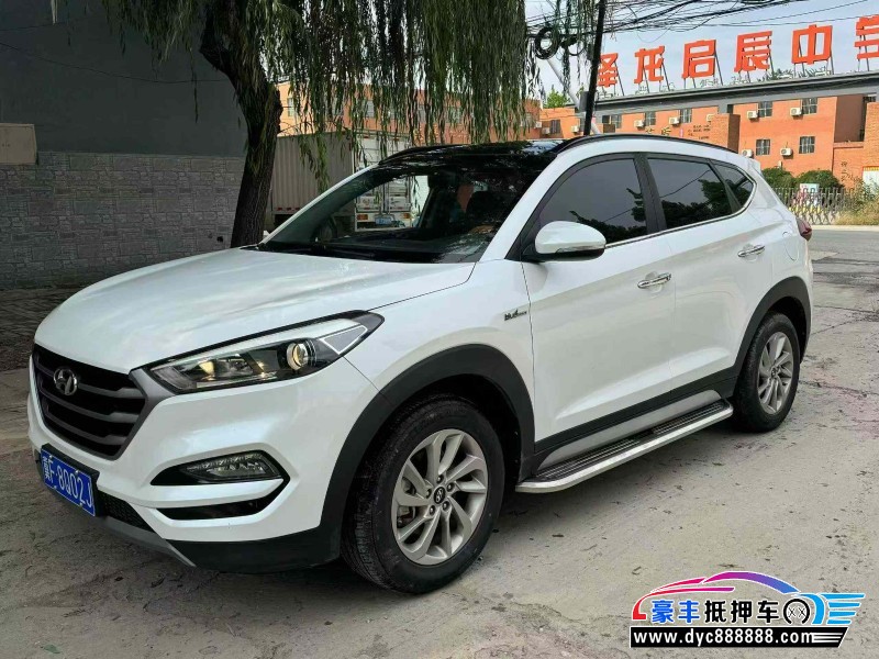 18年现代途胜轿车抵押车出售