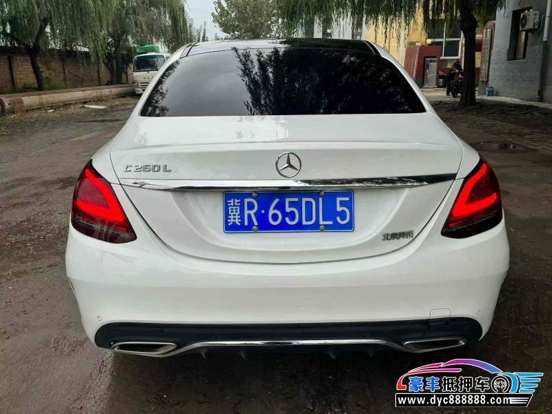20年奔驰C轿车抵押车出售