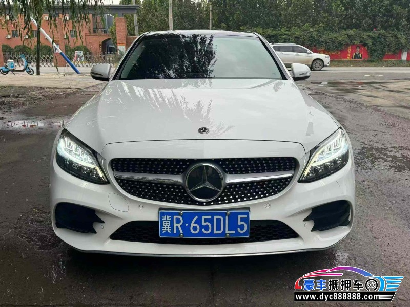 20年奔驰C轿车抵押车出售