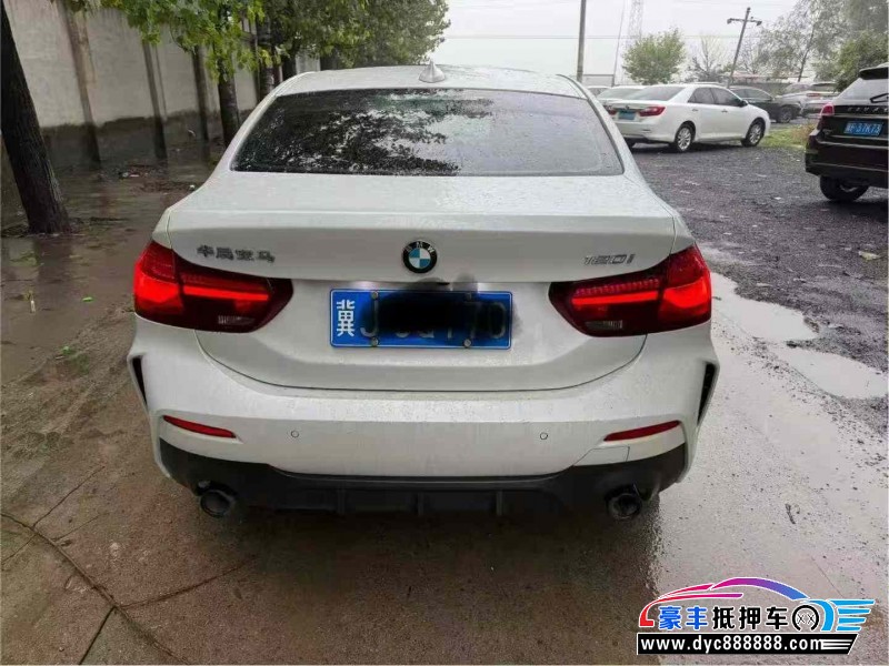 23年宝马1系轿车抵押车出售