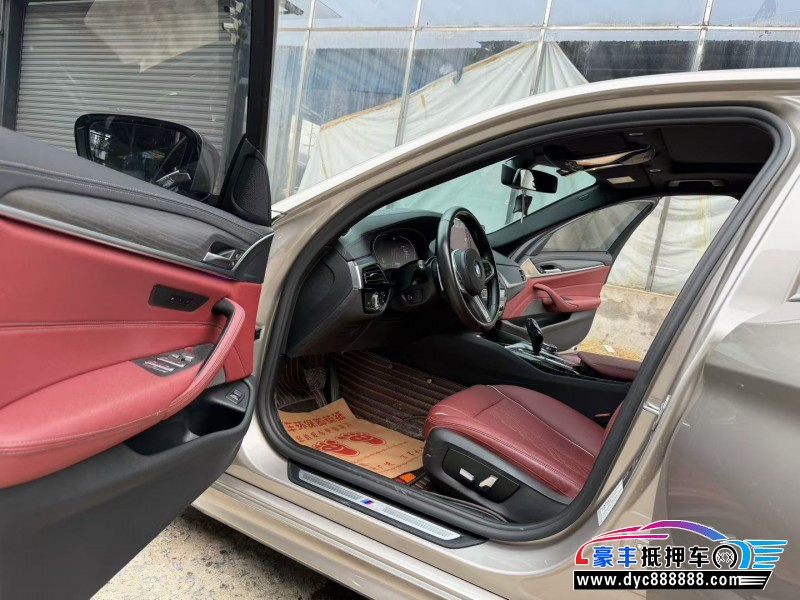 21年宝马5系轿车抵押车出售