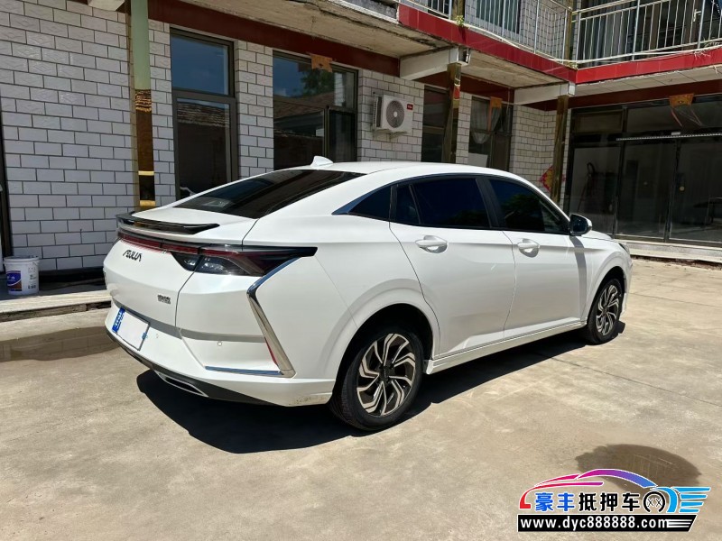 22年东风风神奕炫轿车抵押车出售