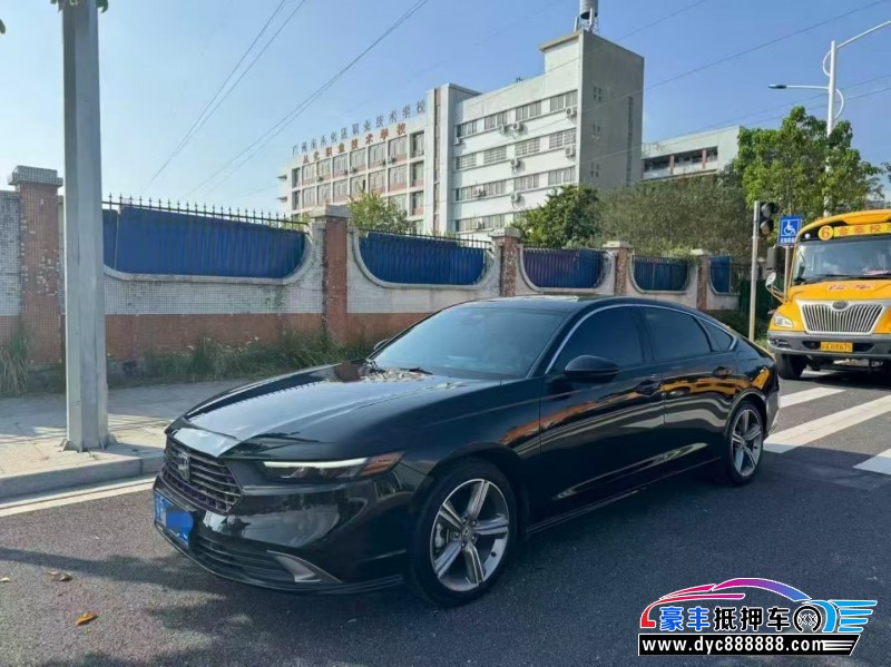 23年本田雅阁轿车抵押车出售