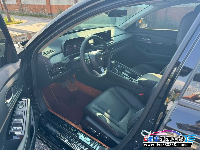 23年本田雅阁轿车抵押车出售