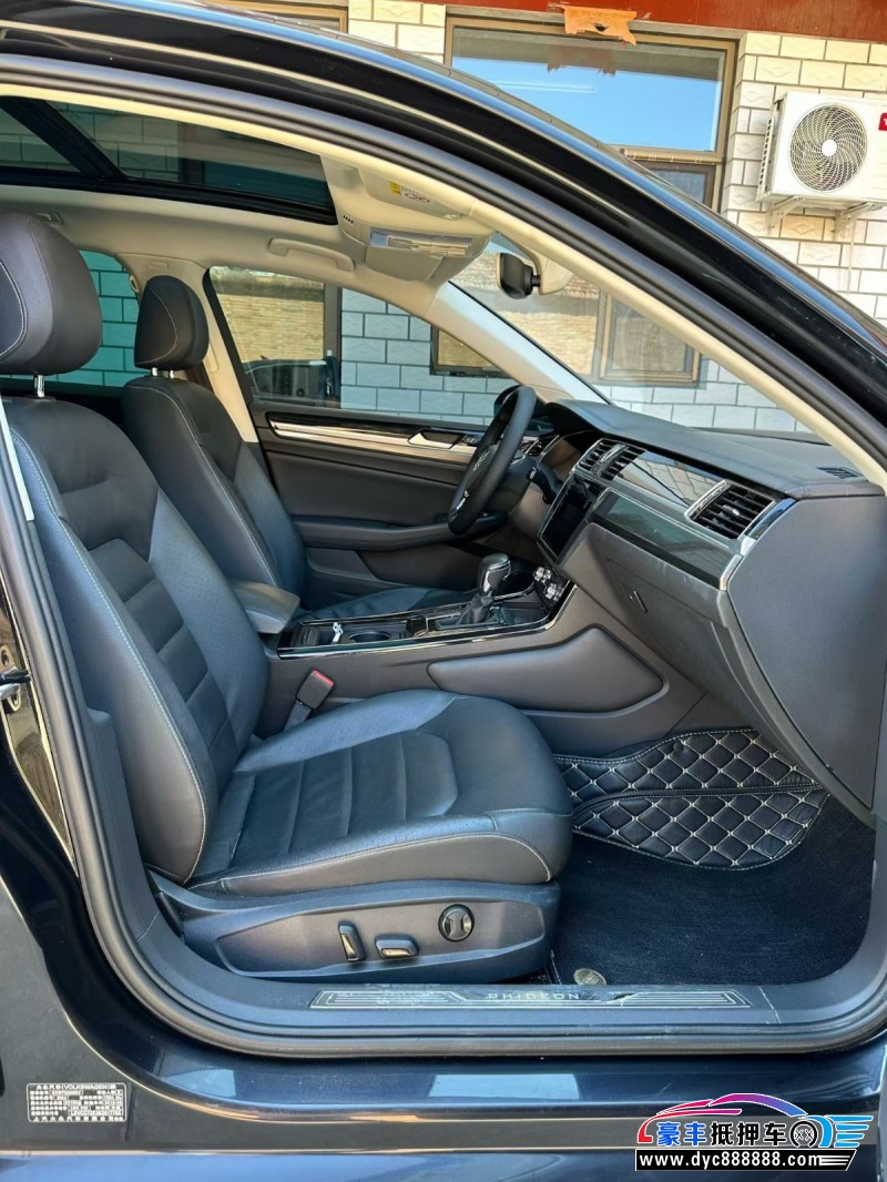 19年大众辉昂轿车 19年大众辉昂轿车抵押车出售