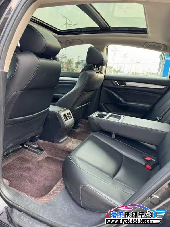 21年本田英诗派轿车抵押车出售