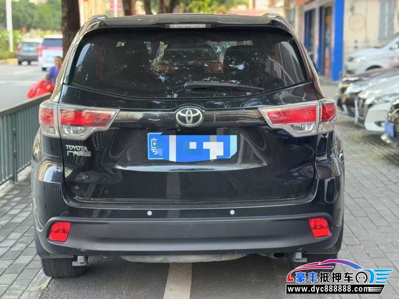 16年丰田汉兰达轿车抵押车出售