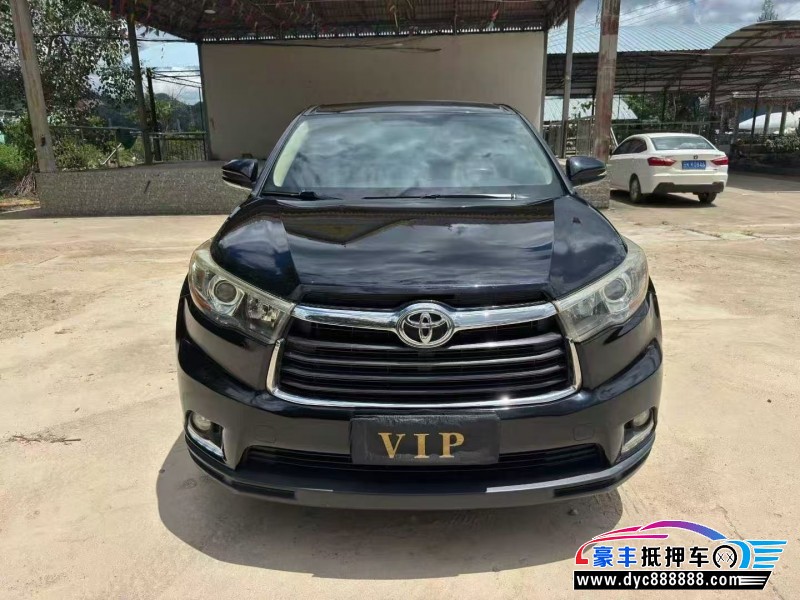 17年丰田汉兰达轿车抵押车出售