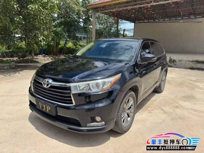 17年丰田汉兰达轿车抵押车出售