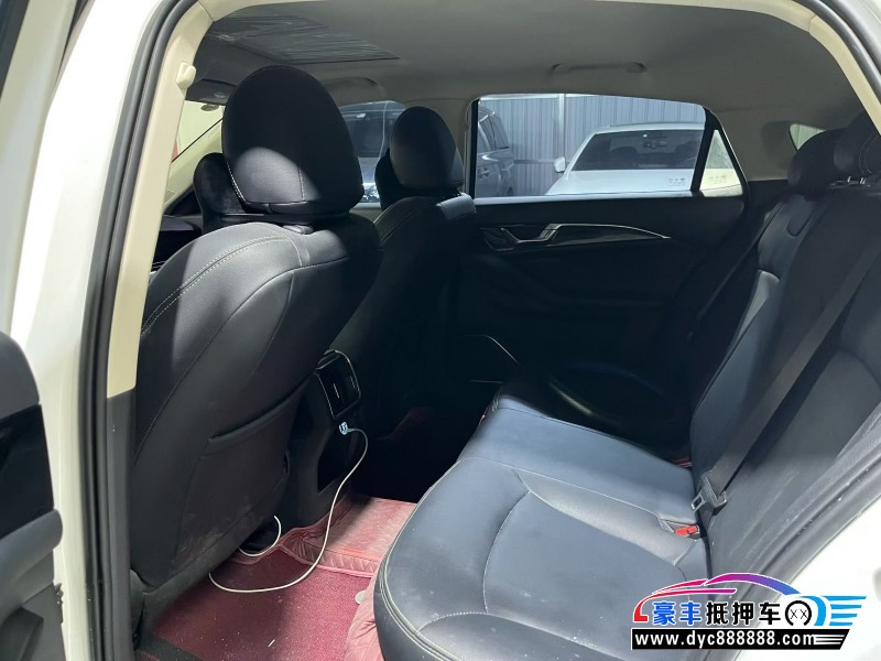 23年奔腾B70轿车抵押车出售