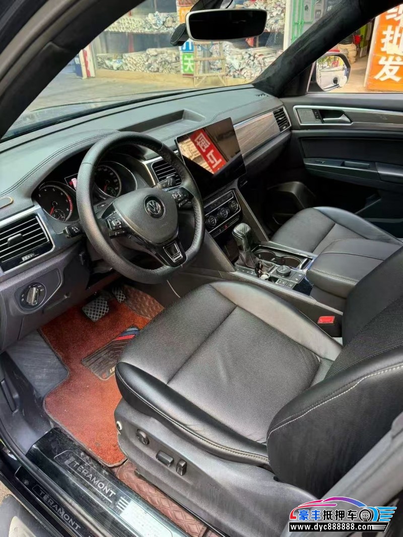 20年大众途昂轿车抵押车出售