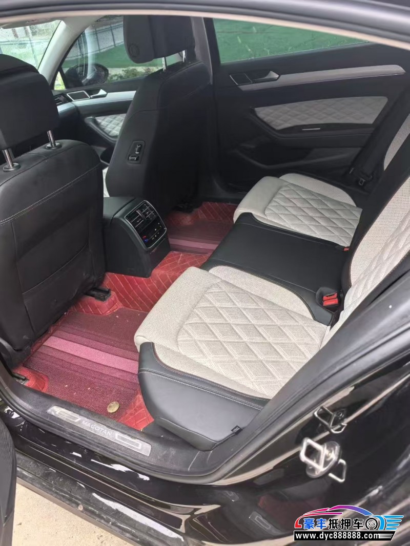 23年大众迈腾轿车抵押车出售