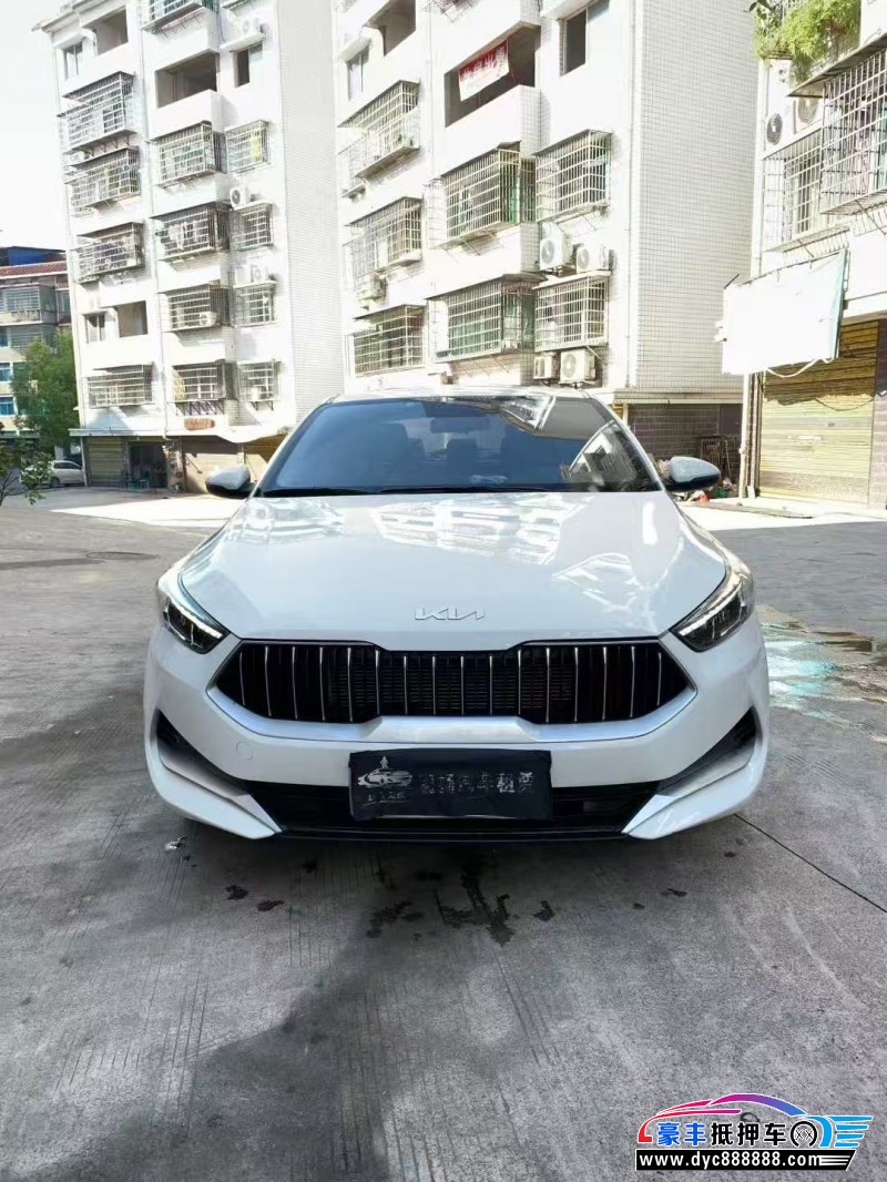 22年起亚K3轿车抵押车出售