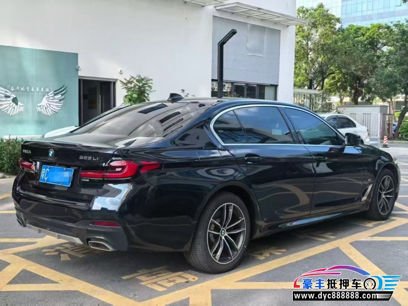 22年宝马5系轿车抵押车出售