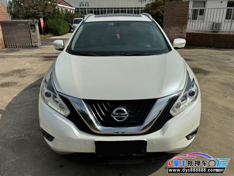 抵押车出售18年日产楼兰轿车