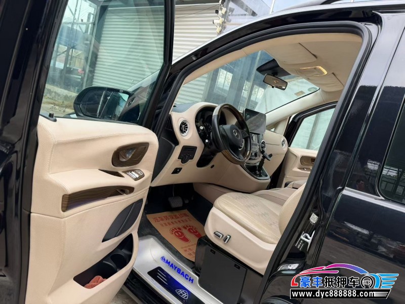 20年奔驰威霆MPV抵押车出售