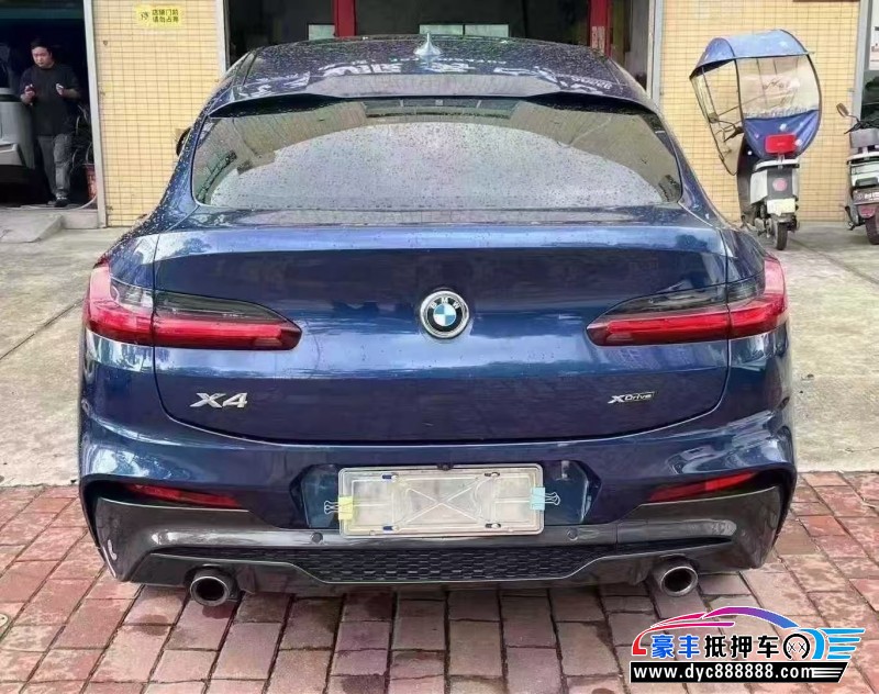 19年宝马X4轿车抵押车出售