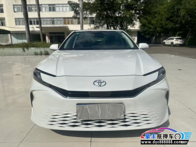 25年丰田凯美瑞轿车抵押车出售