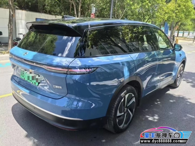 24年蔚来ES8轿车抵押车出售