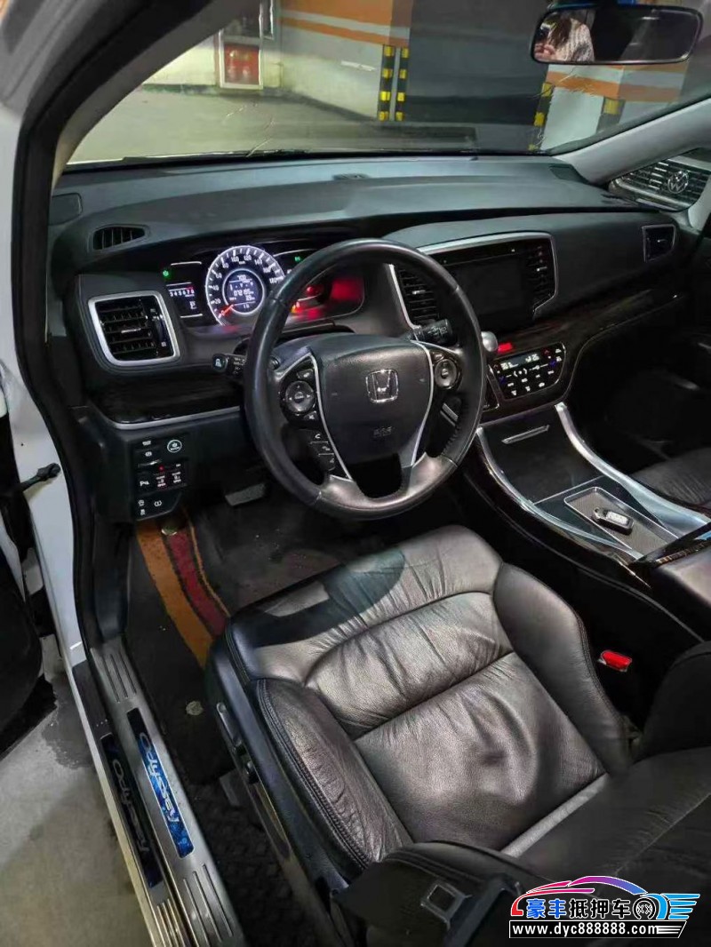 20年本田奥德赛轿车抵押车出售