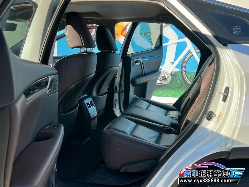 19年雷克萨斯RX轿车抵押车出售