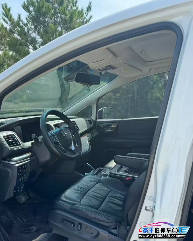 19年本田奥德赛轿车抵押车出售