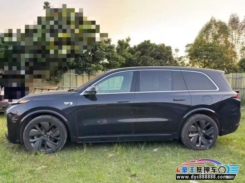 23年理想L9轿车抵押车出售