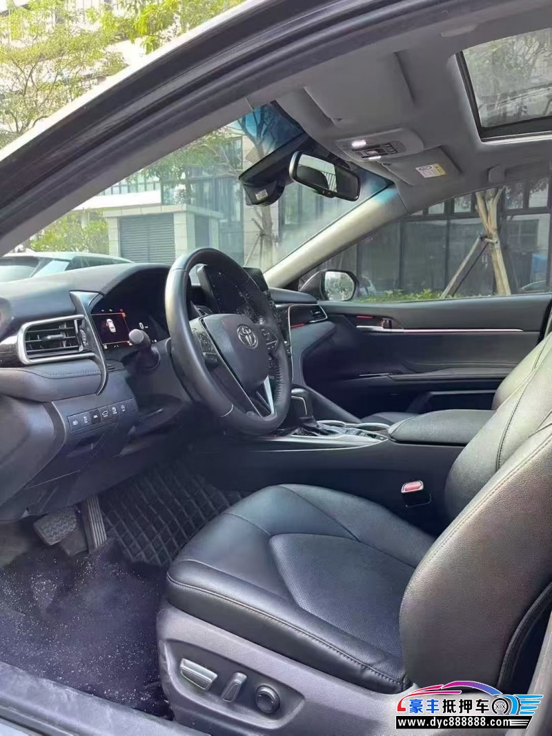 21年丰田凯美瑞轿车抵押车出售