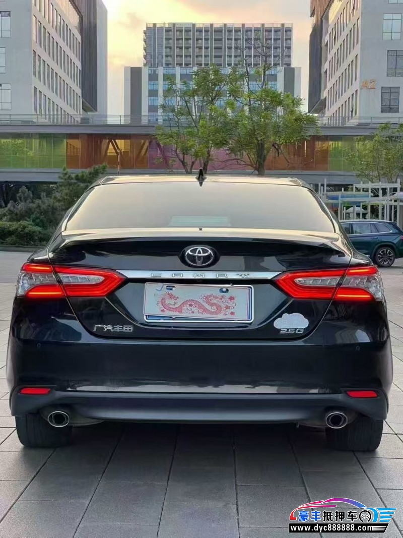 21年丰田凯美瑞轿车抵押车出售