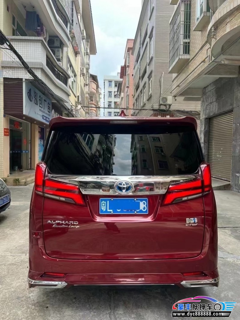 20年丰田埃尔法轿车抵押车出售