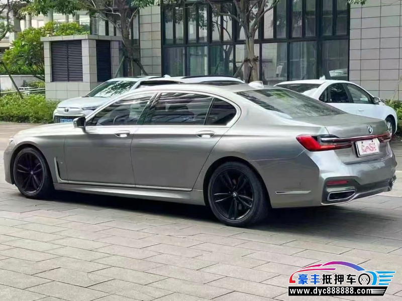 21年宝马7系轿车抵押车出售