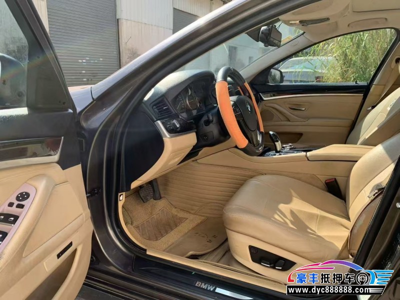 13年宝马5系轿车抵押车出售