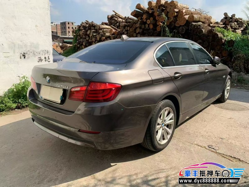 13年宝马5系轿车抵押车出售