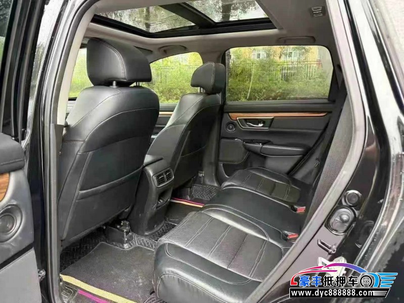 19年本田CR-V轿车抵押车出售