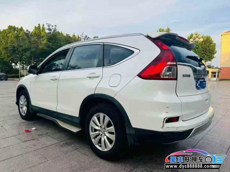 16年本田CR-V轿车抵押车出售