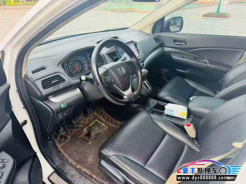 16年本田CR-V轿车抵押车出售