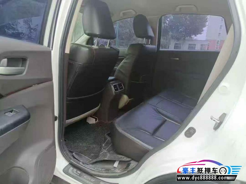 12年本田CR-V轿车抵押车出售