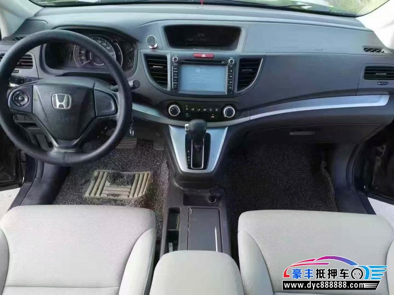 13年本田CR-V轿车抵押车出售