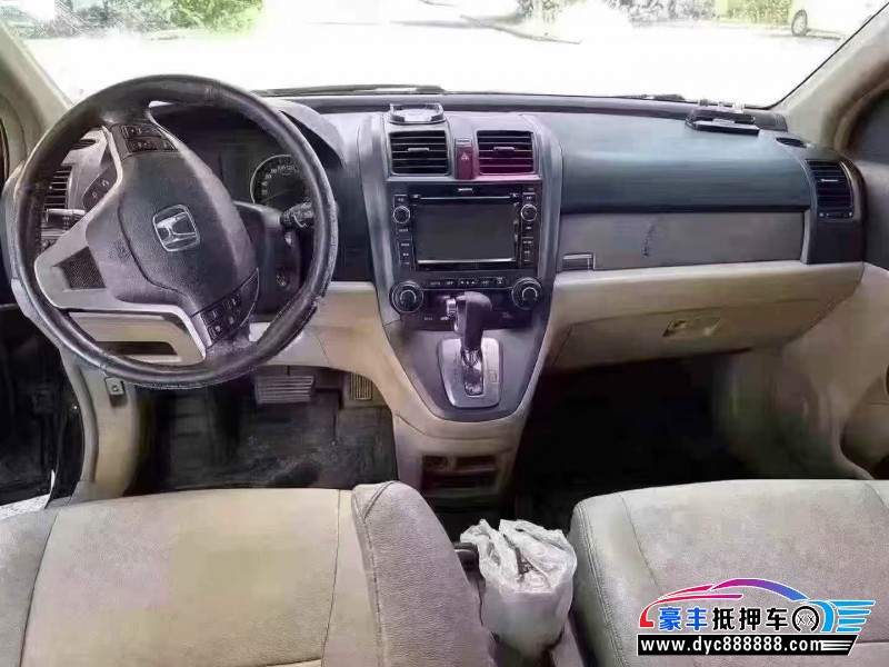 10年本田CR-V轿车抵押车出售