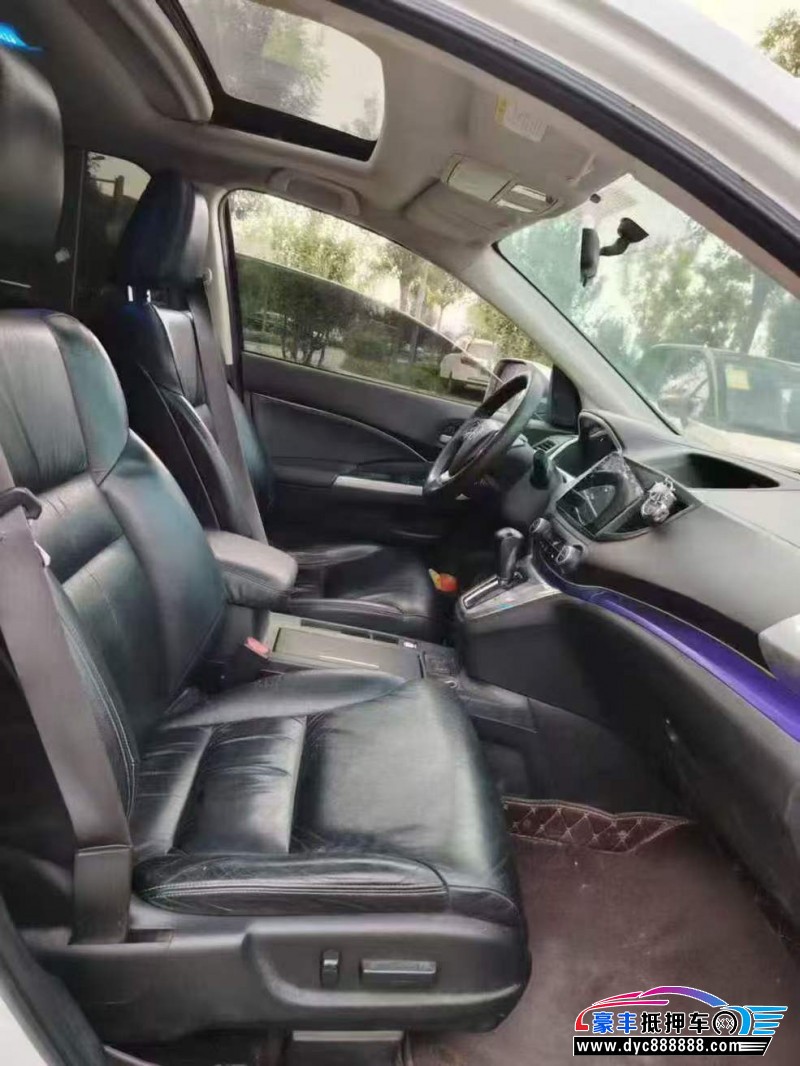 12年本田CR-V轿车抵押车出售